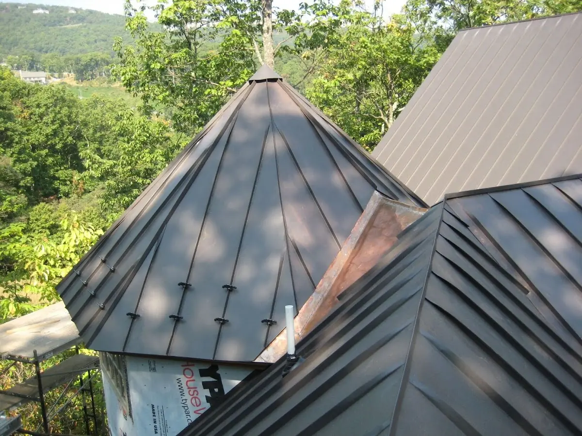 Professional Roof Tarp Installation by Craftsman Roofing in Springville